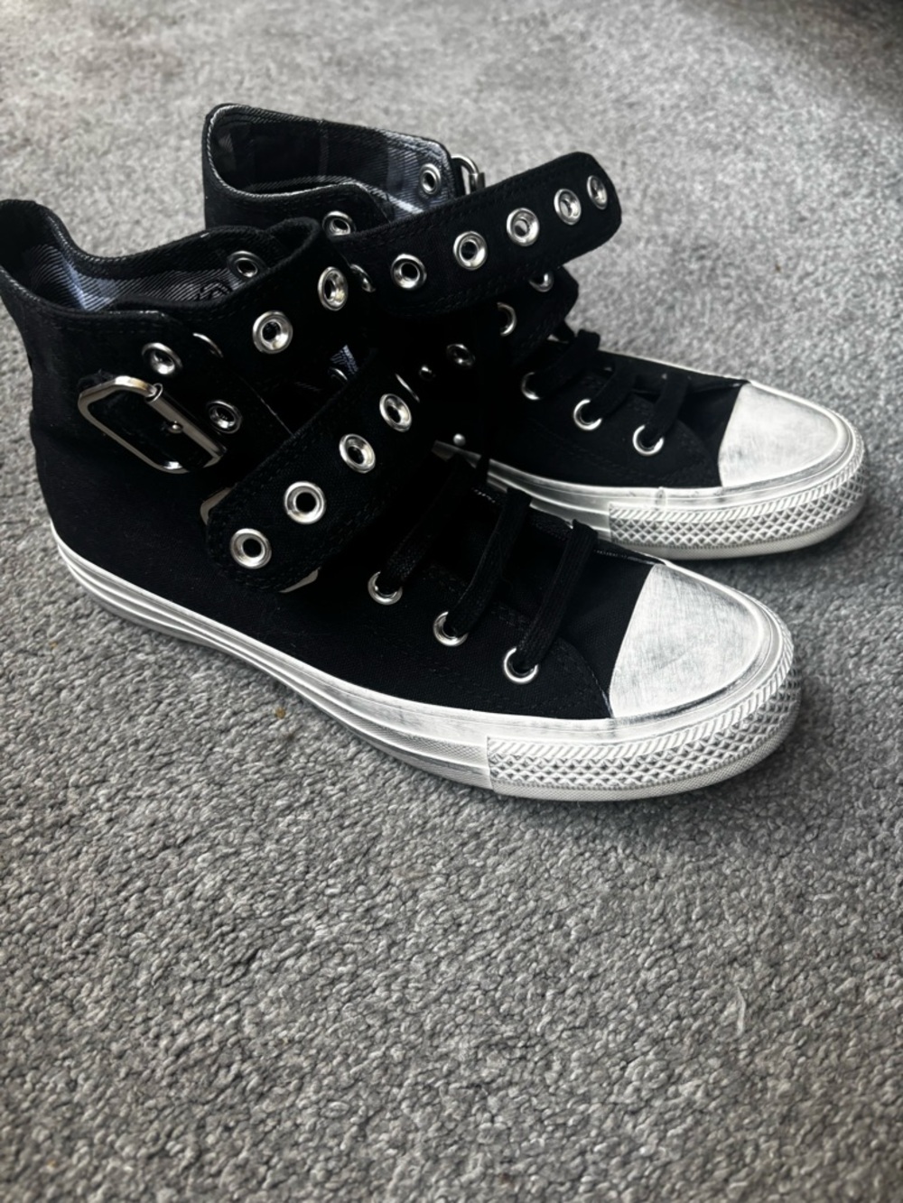 Limited edition!Converse Black Canvas Sneakers with Double Buckle Straps - Picture 8 of 12